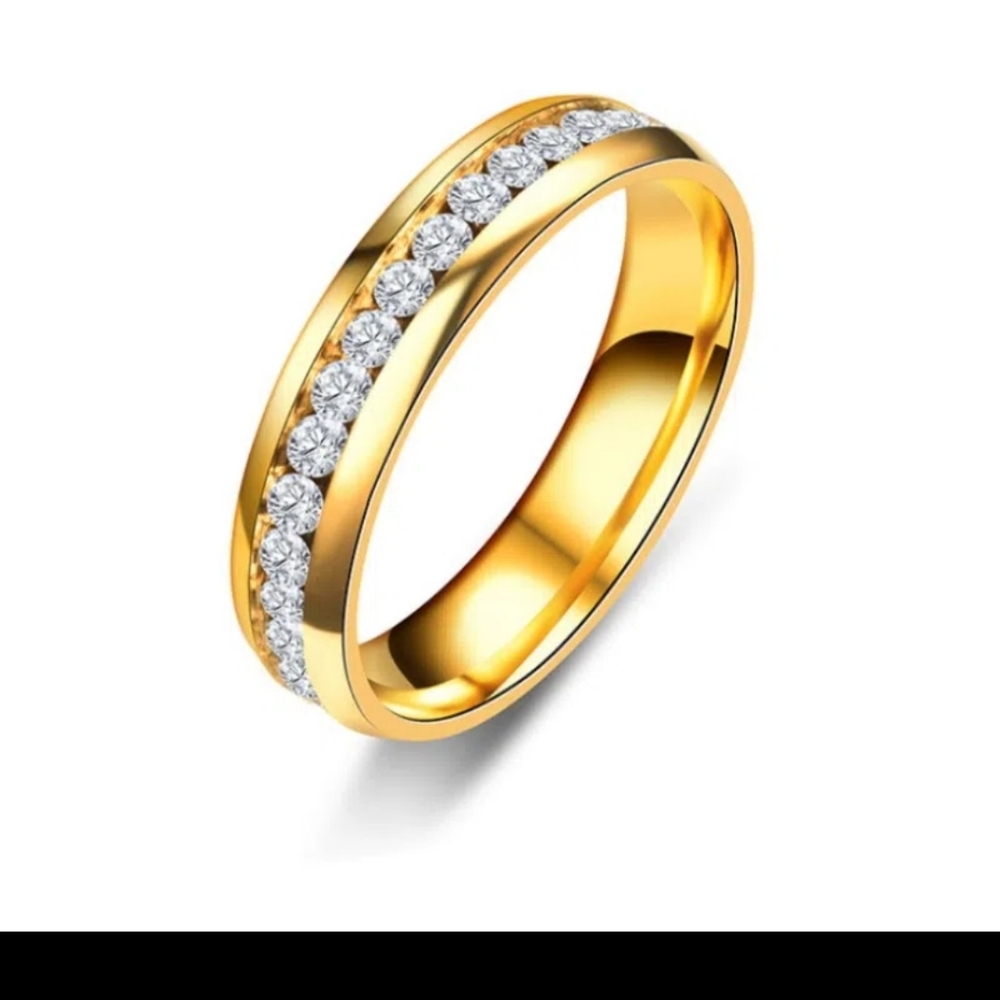Titanium Steel Ring With Rhinestones